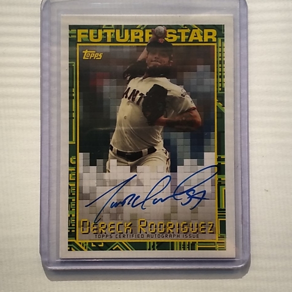 Topps 2019 Dereck Rodriguez Auto SP